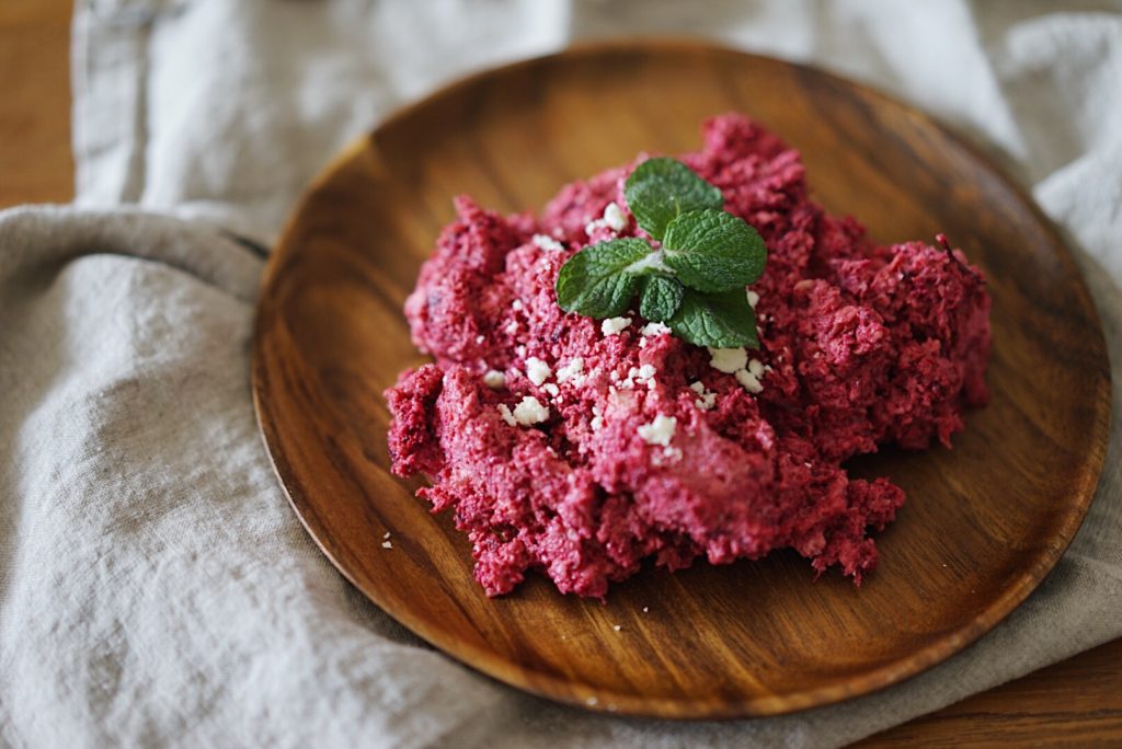 Sunflower and beetroot houmous with mint and feta